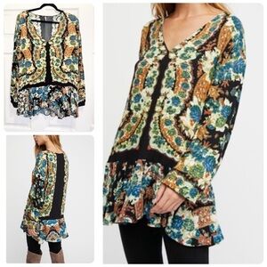 Free People Lovely Dreams Tunic Top Paisley Floral Long Sleeve Drapey Sz Medium